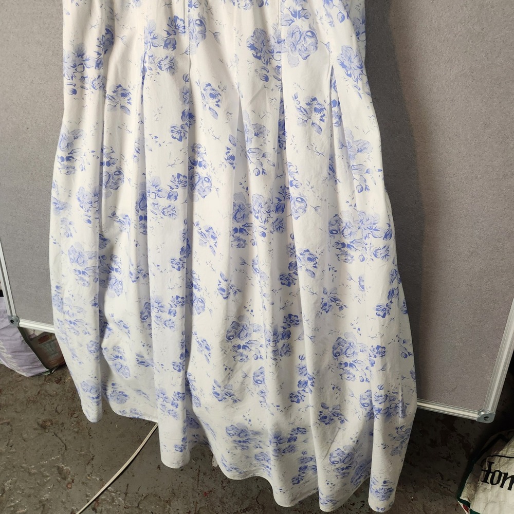 Hyacinth House Tuckernuck Dress Women's L White Blue Floral Chintz Teagan Midi - Picture 5 of 10